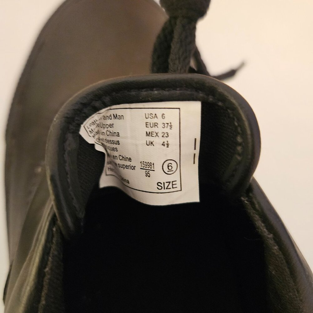 SafeTStep Non-Slip Shoes - Picture 6 of 7